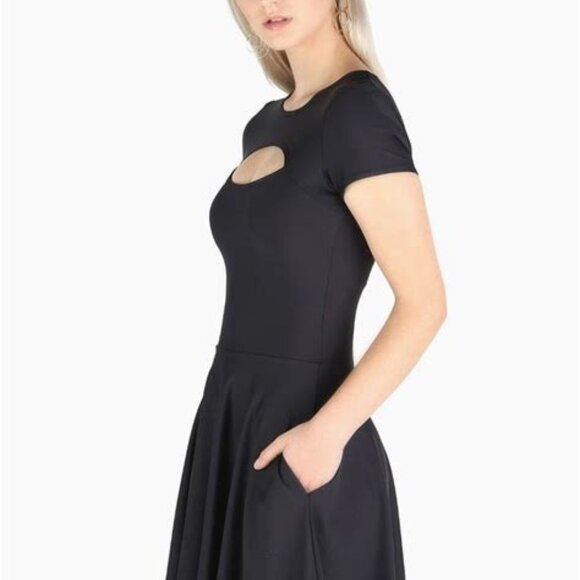 Matte Peephole Skater Dress [BLACK] - Picture 2 of 8
